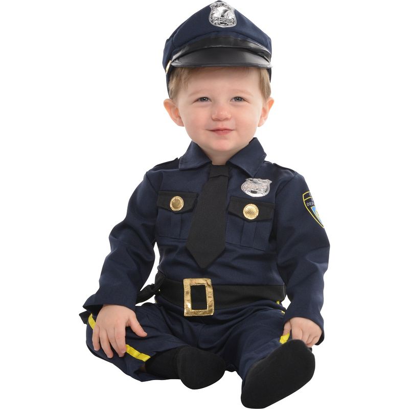 Мальчик милиционер. Костюм милиционера для мальчика. Малыш в полицейской форме. Полицейская форма для детей. Мальчик полицейский.